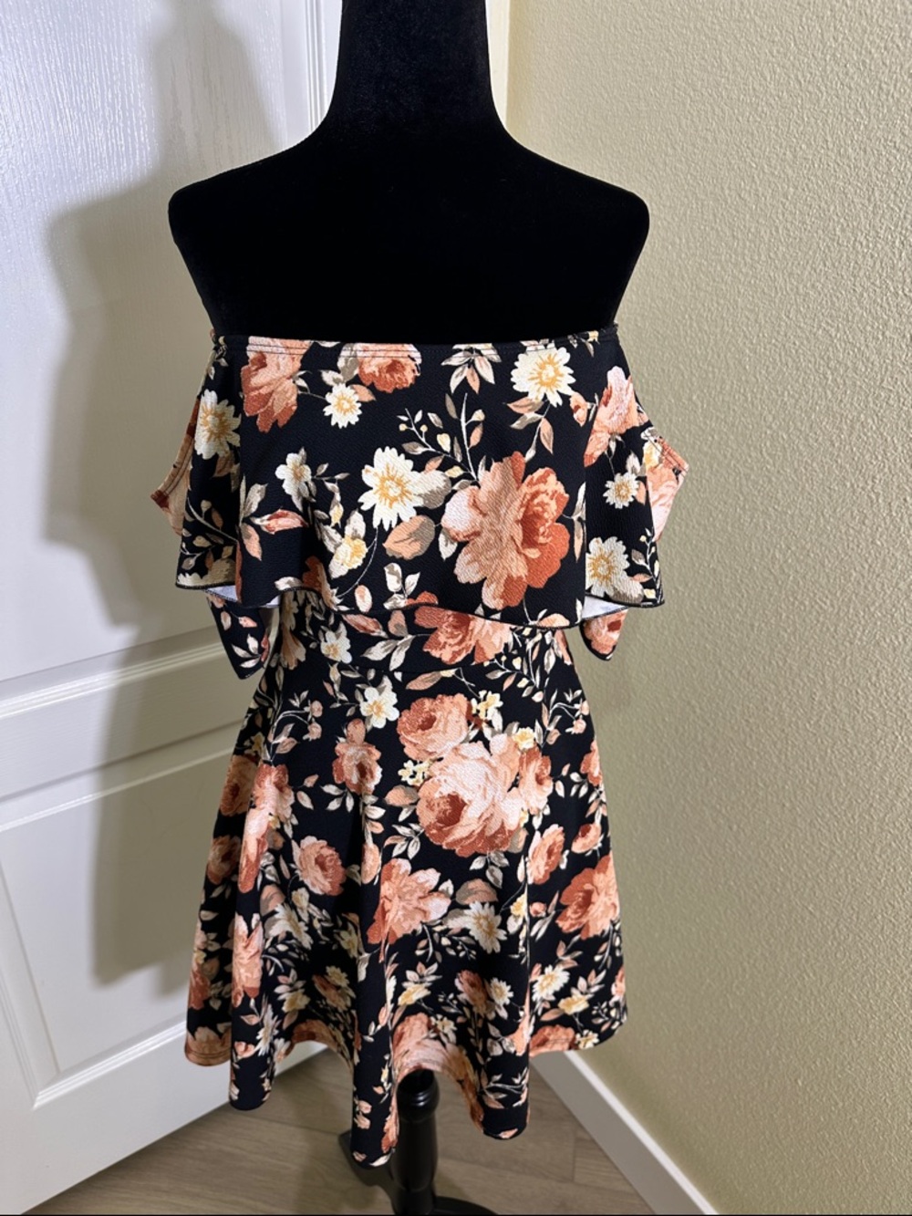 Krush Dress. Black with peach & rust roses. Off the shoulder. Fit and Flare. M